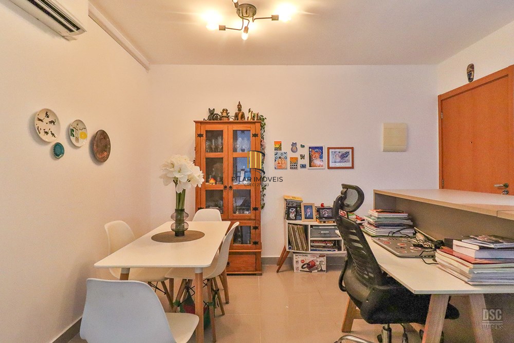 Apartamento 2 dormitórios no bairro Jardim Carvalho