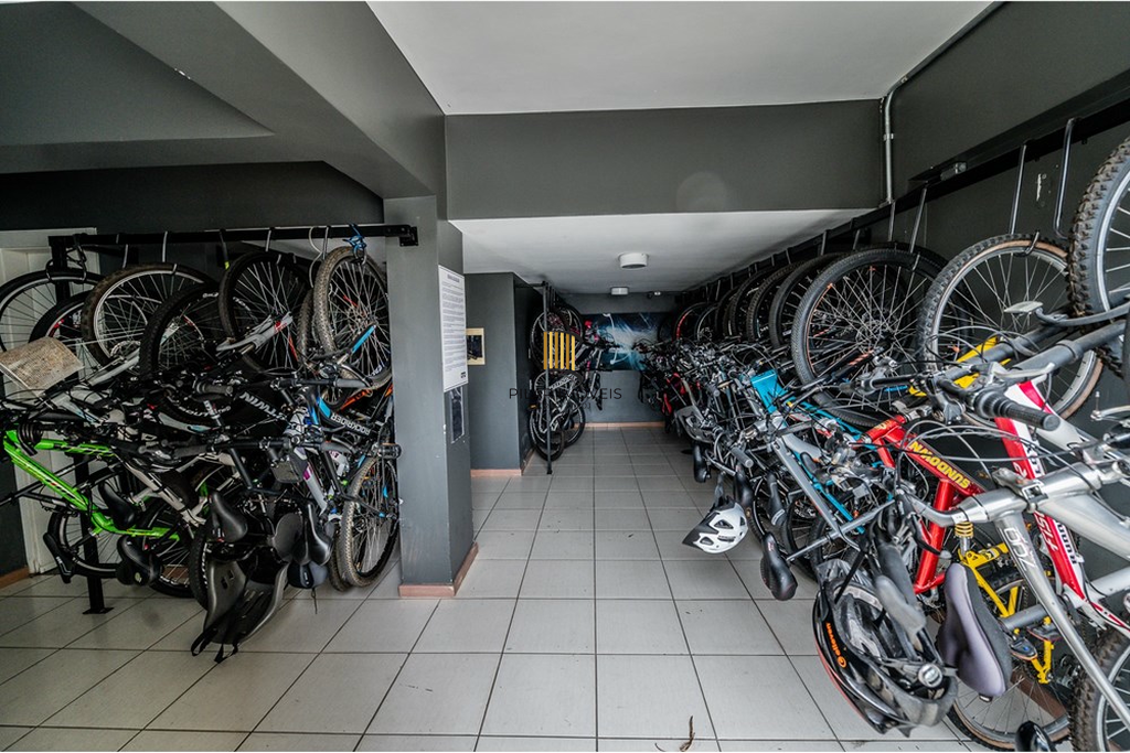 Apartamento 2 dormitórios no bairro Camaquã