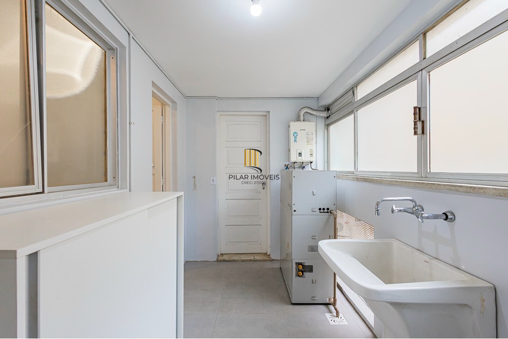 Apartamento 3 dormitórios no bairro Centro Histórico
