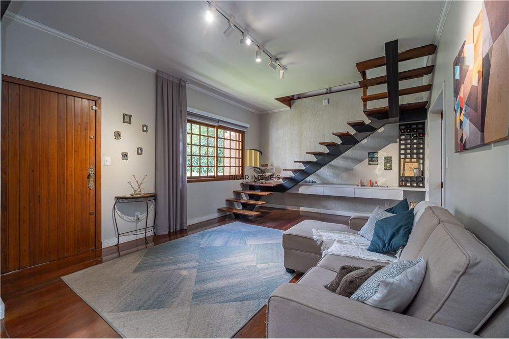 Casa 4 dormitórios no bairro Jardim Lindóia
