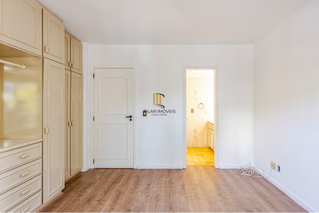 Apartamento 3 dormitórios no bairro Mont Serrat