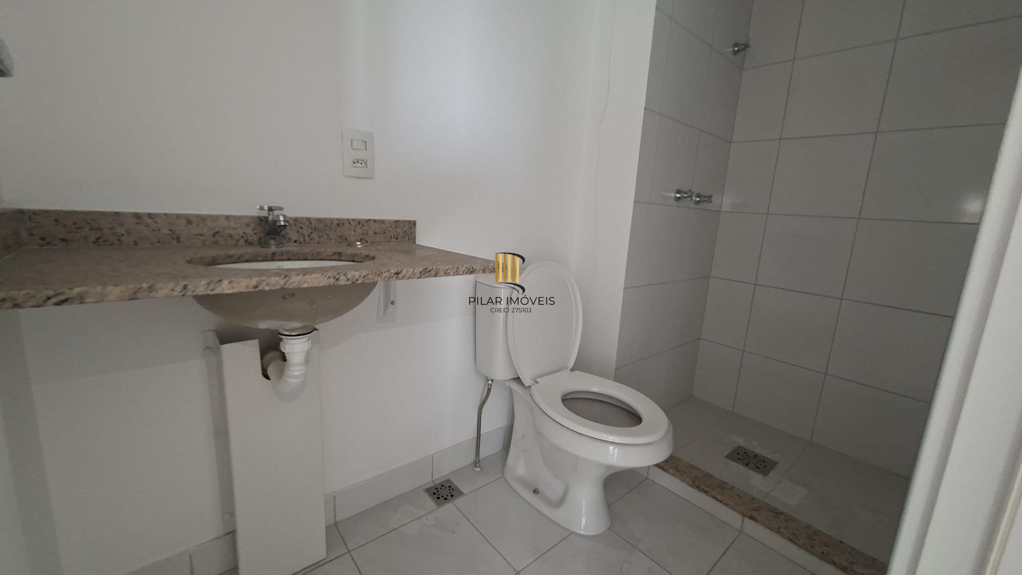 Apto 3 Dormitórios, sendo 01 suíte, 01 vaga, vista definitiva, Bairro Humaitá