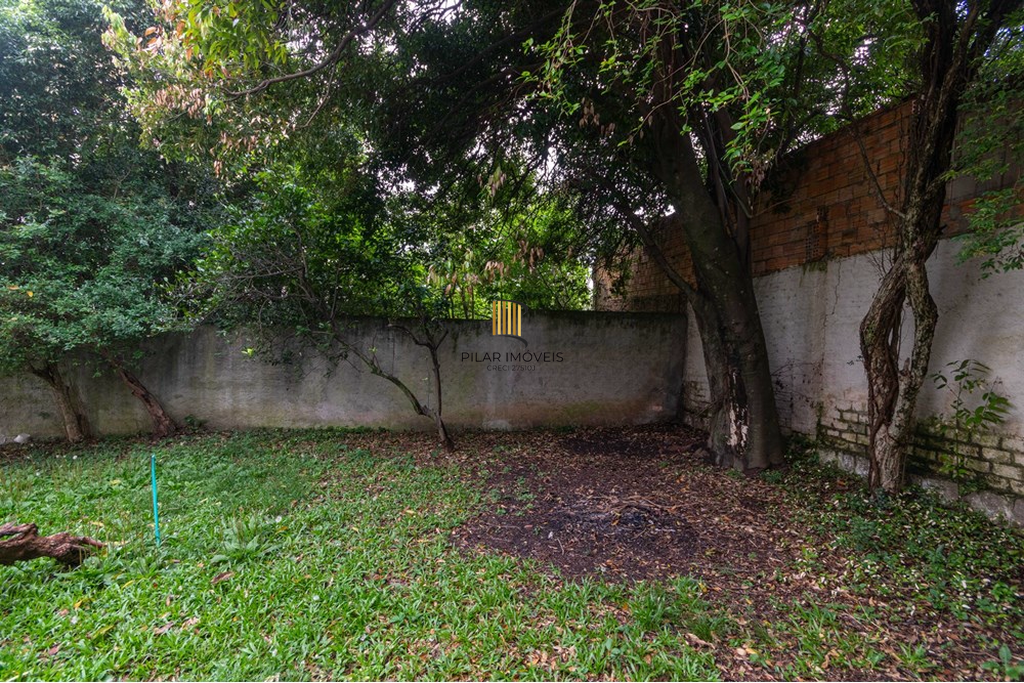 Casa 3 dormitórios no bairro Chácara das Pedras