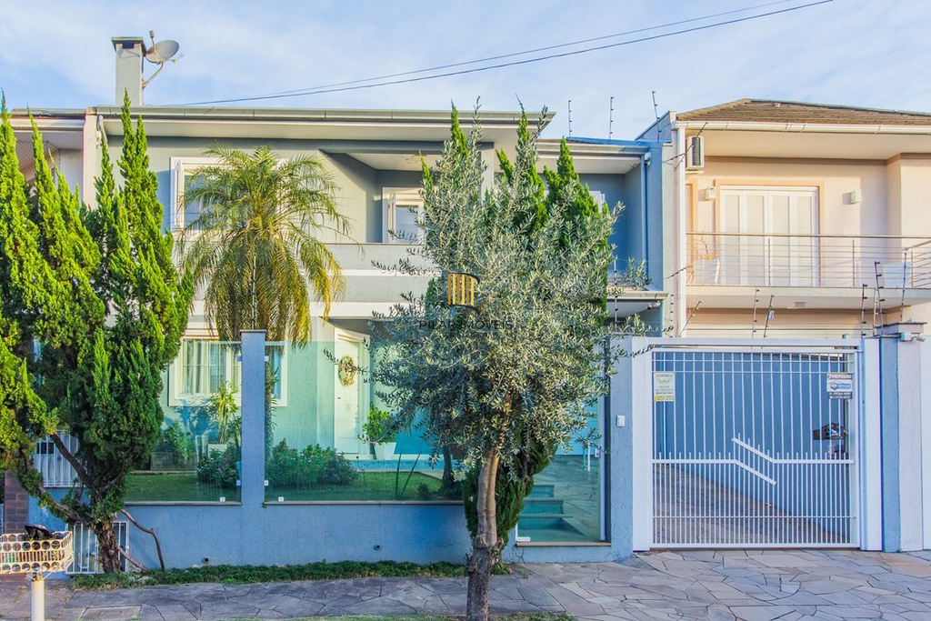 Casa 3 dormitórios no bairro Marechal Rondon