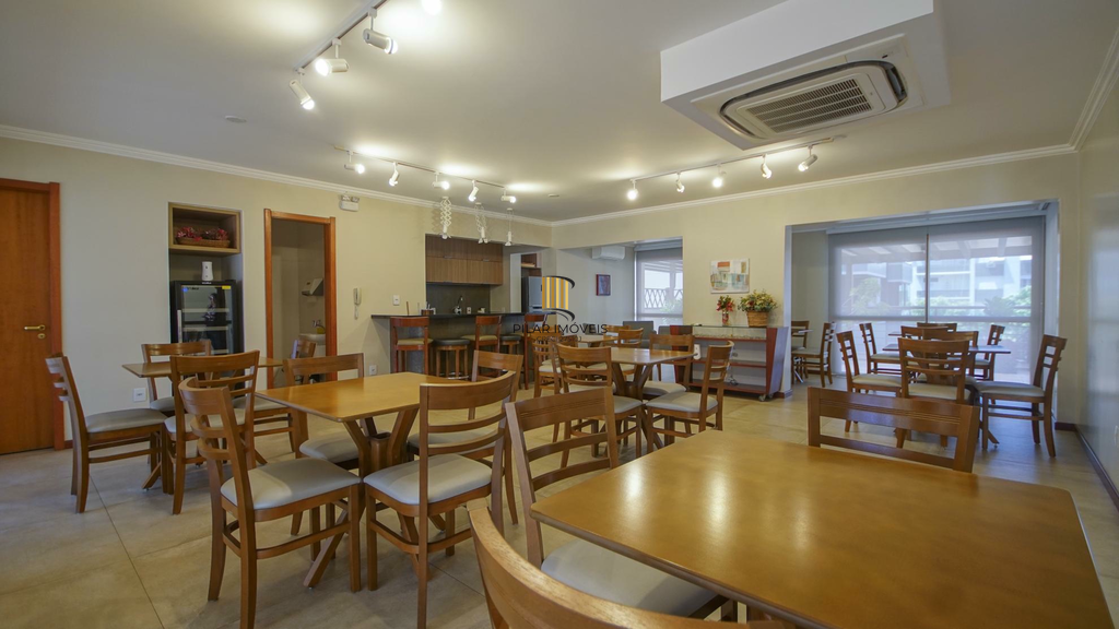 Apartamento 3 dormitórios no bairro Menino Deus