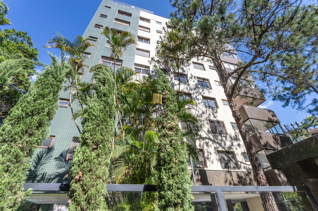 Apartamento 4 dormitórios no bairro Bela Vista