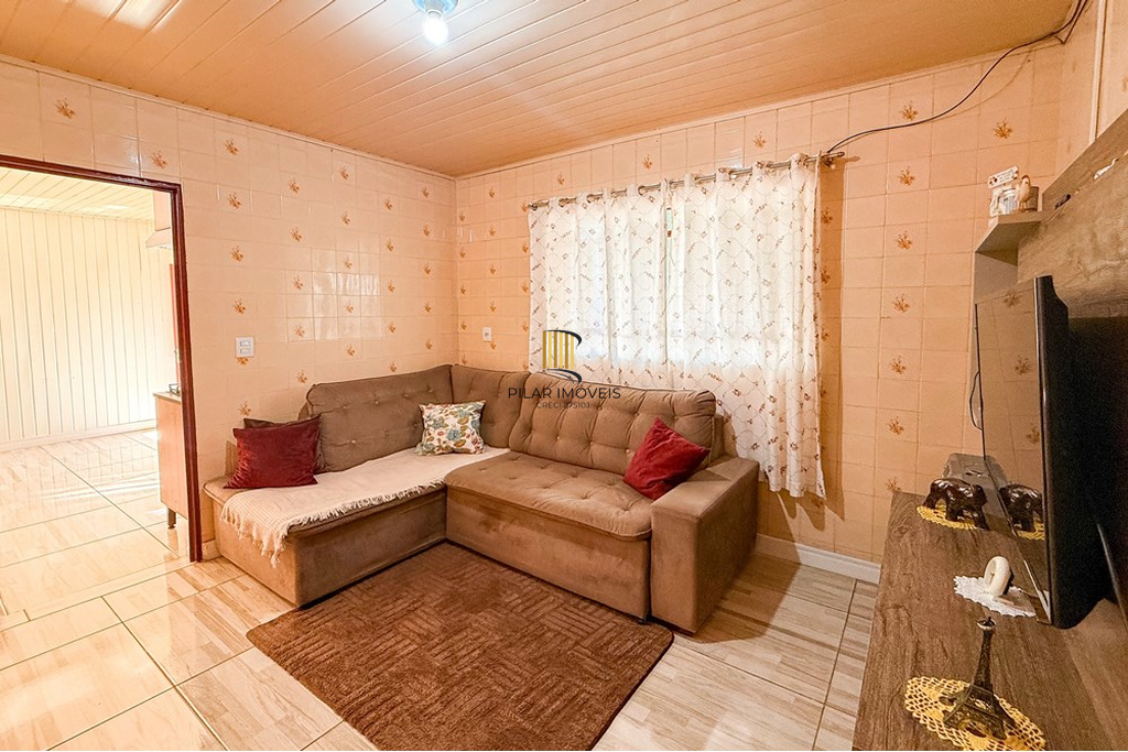 Casa 4 dormitórios no bairro Capão da Cruz