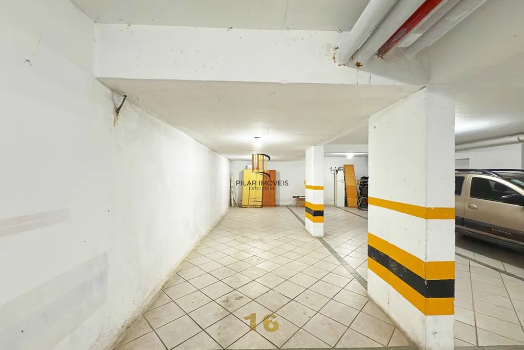 Apartamento 3 dormitórios no bairro Cidade Baixa