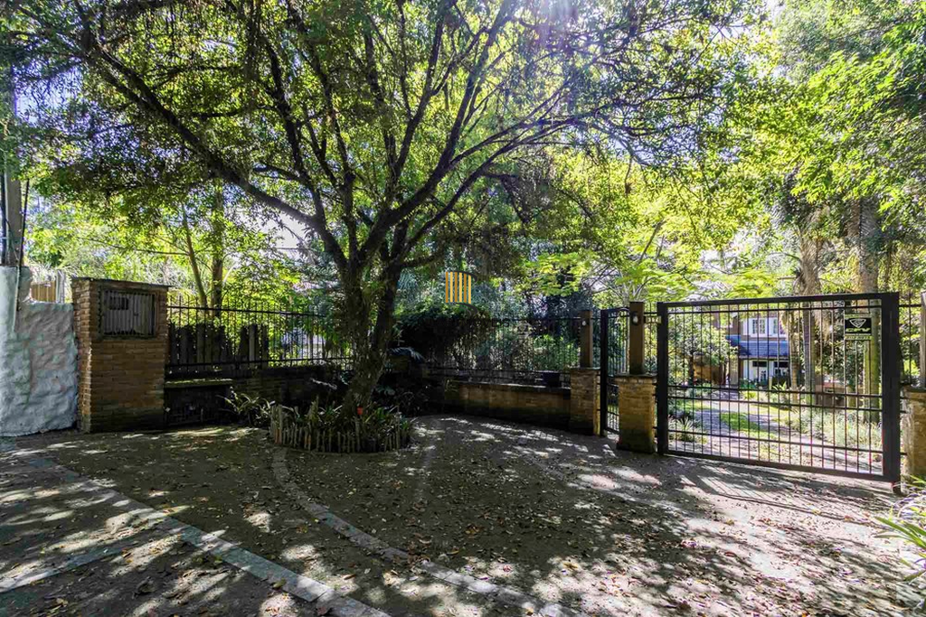 Casa 4 dormitórios no bairro Belém Novo