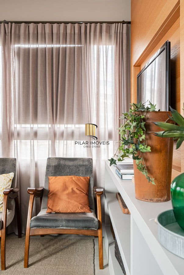 Apartamento 3 dormitórios no bairro Menino Deus