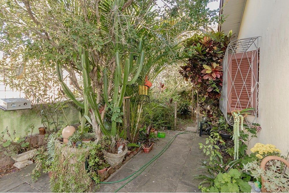 Casa 4 dormitórios no bairro Espírito Santo