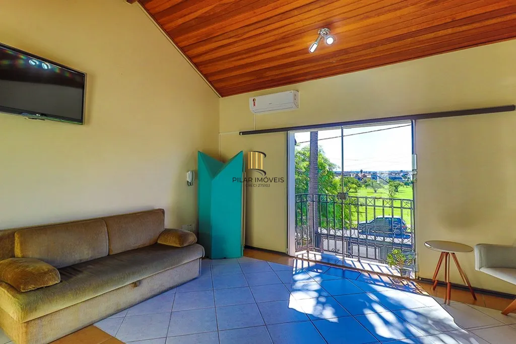 Casa 3 dormitórios no bairro Sarandi