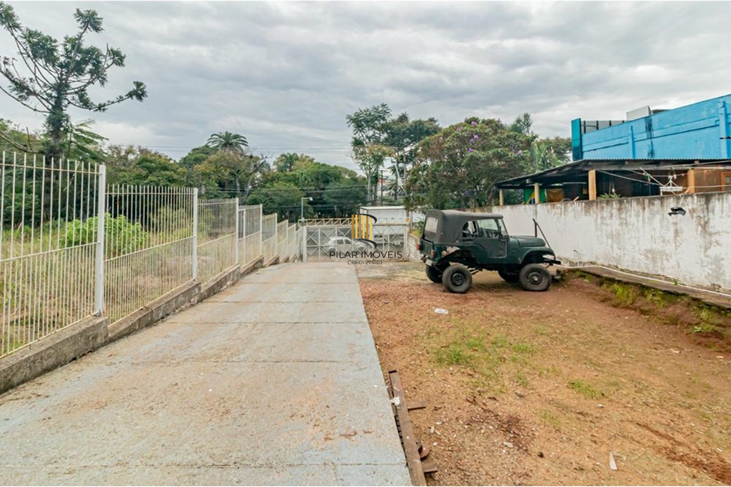 Casa 4 dormitórios no bairro Nonoai