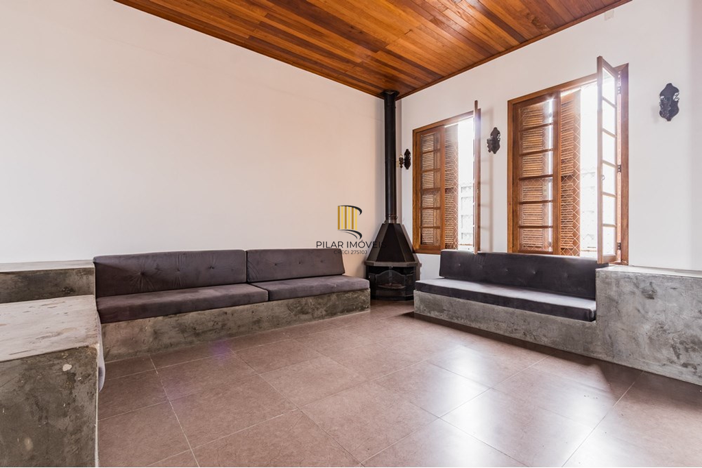 Apartamento 4 dormitórios no bairro Cidade Baixa