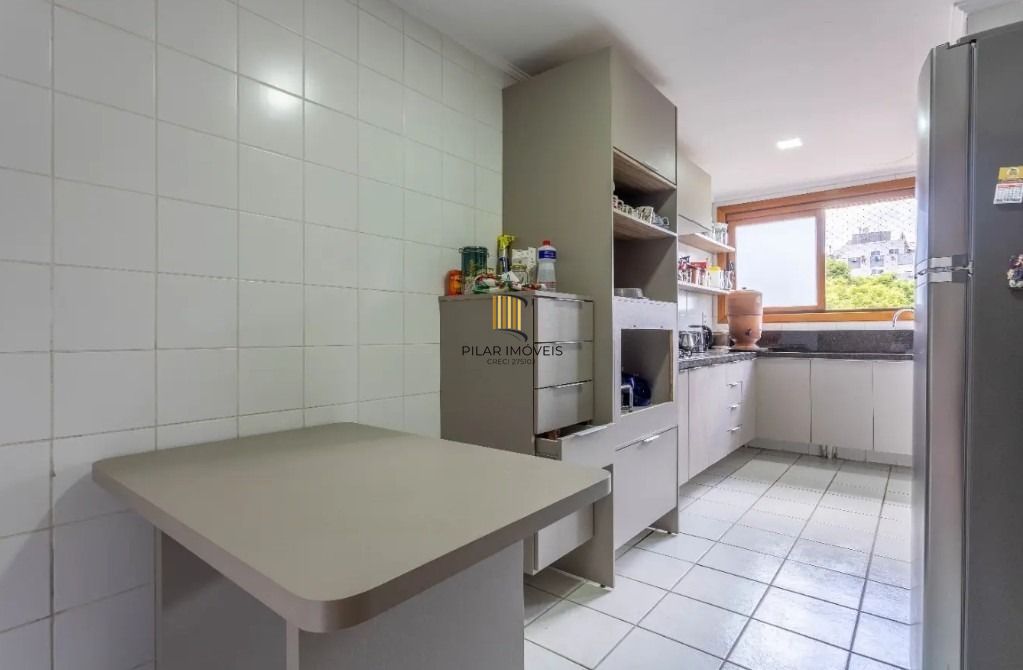 Apartamento 3 dormitórios no bairro Petrópolis