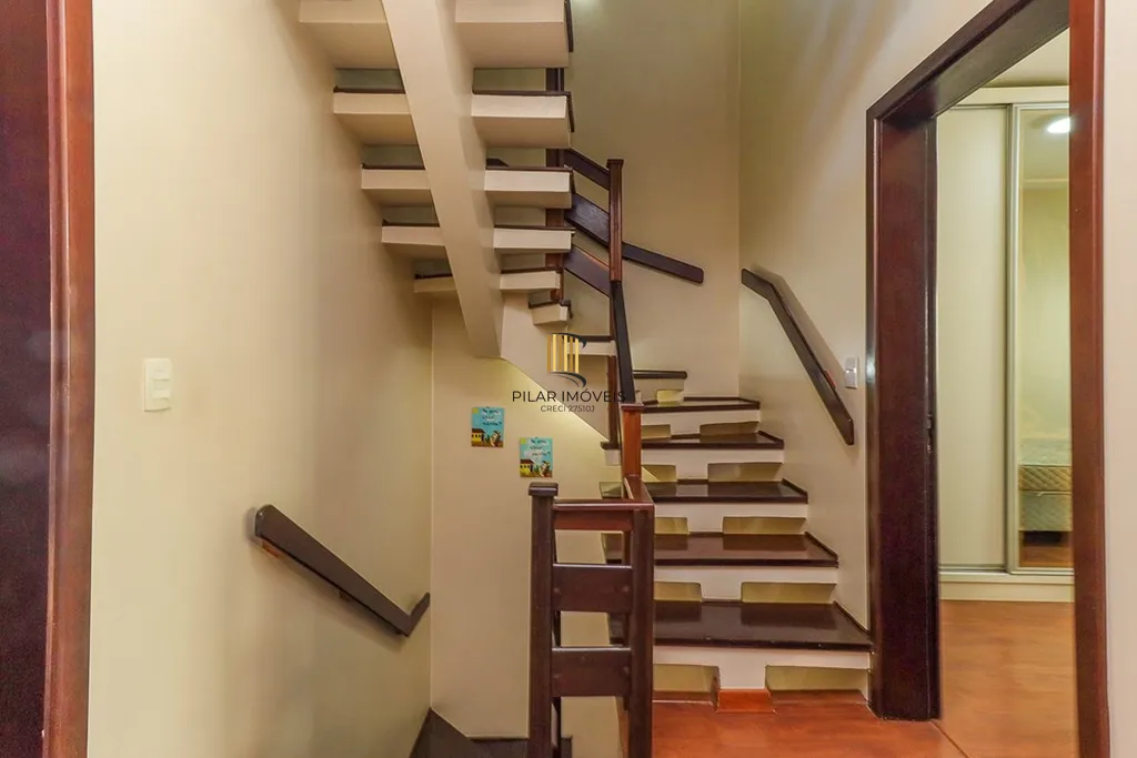 Casa 3 dormitórios no bairro Sarandi