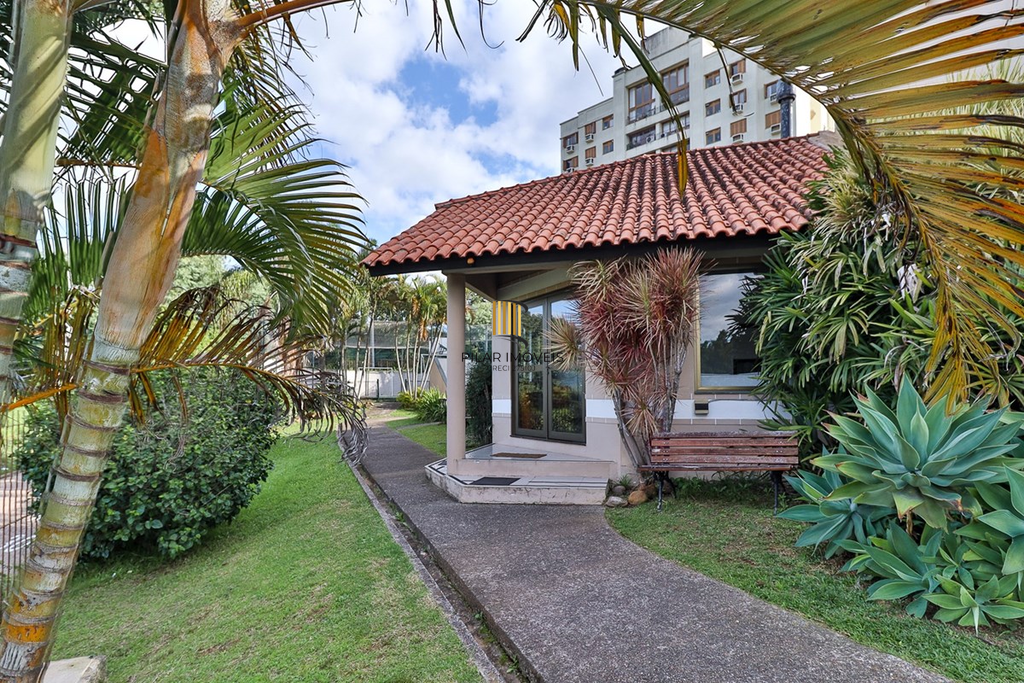 Casa de Condomínio 3 dormitórios no bairro Jardim Itu