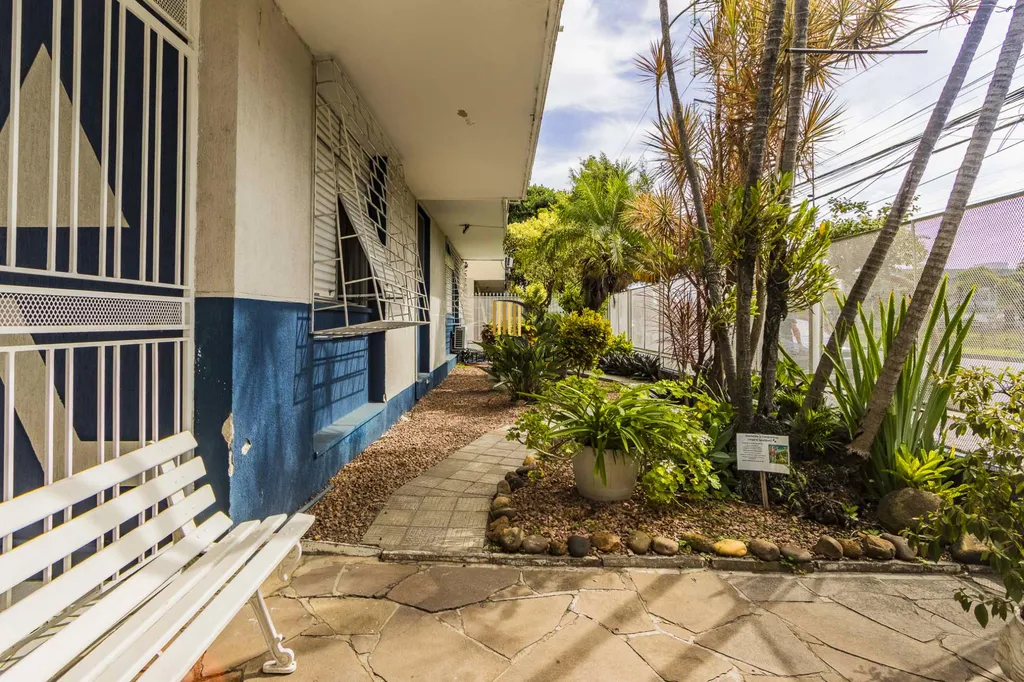 Apartamento 3 dormitórios no bairro Azenha