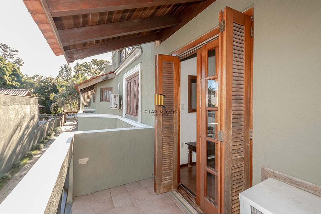 Casa de Condomínio 3 dormitórios no bairro Ipanema