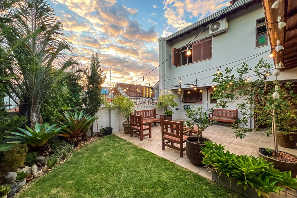 Casa 4 dormitórios no bairro São José - Pilar Imóveis