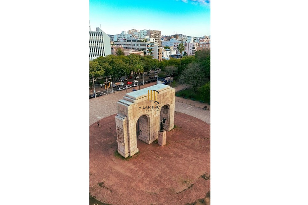Apartamento 2 dormitórios no bairro Bom Fim