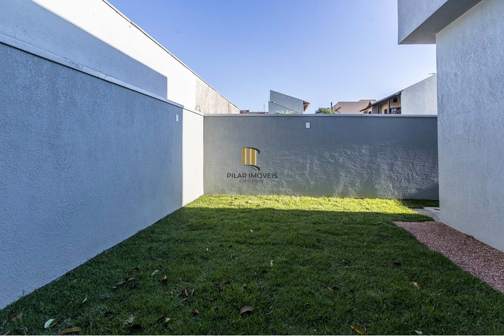 Casa 3 dormitórios no bairro Morro Santana