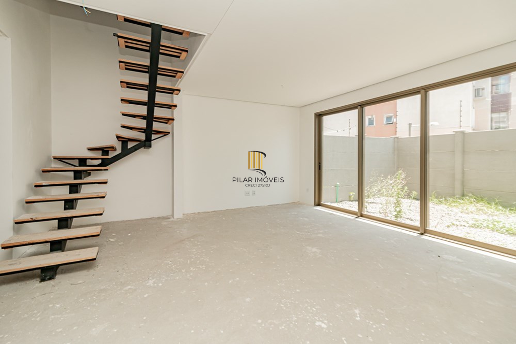 Casa de Condomínio 4 dormitórios no bairro Jardim Itu