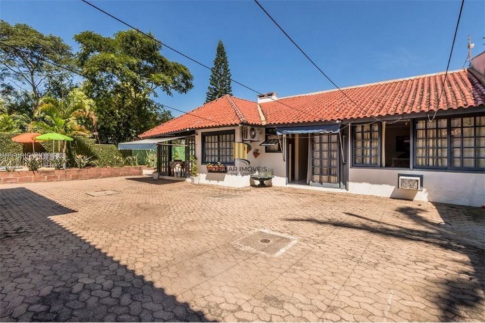 Casa 4 dormitórios no bairro Jardim Sabará