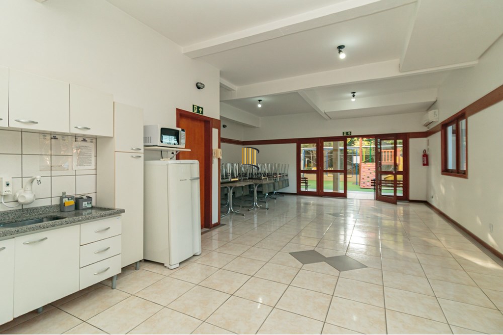 Apartamento 2 dormitórios no bairro Cavalhada