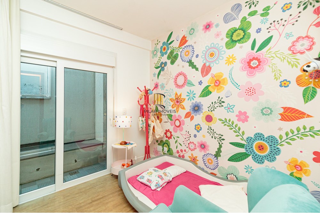Casa 4 dormitórios no bairro Chácara das Pedras