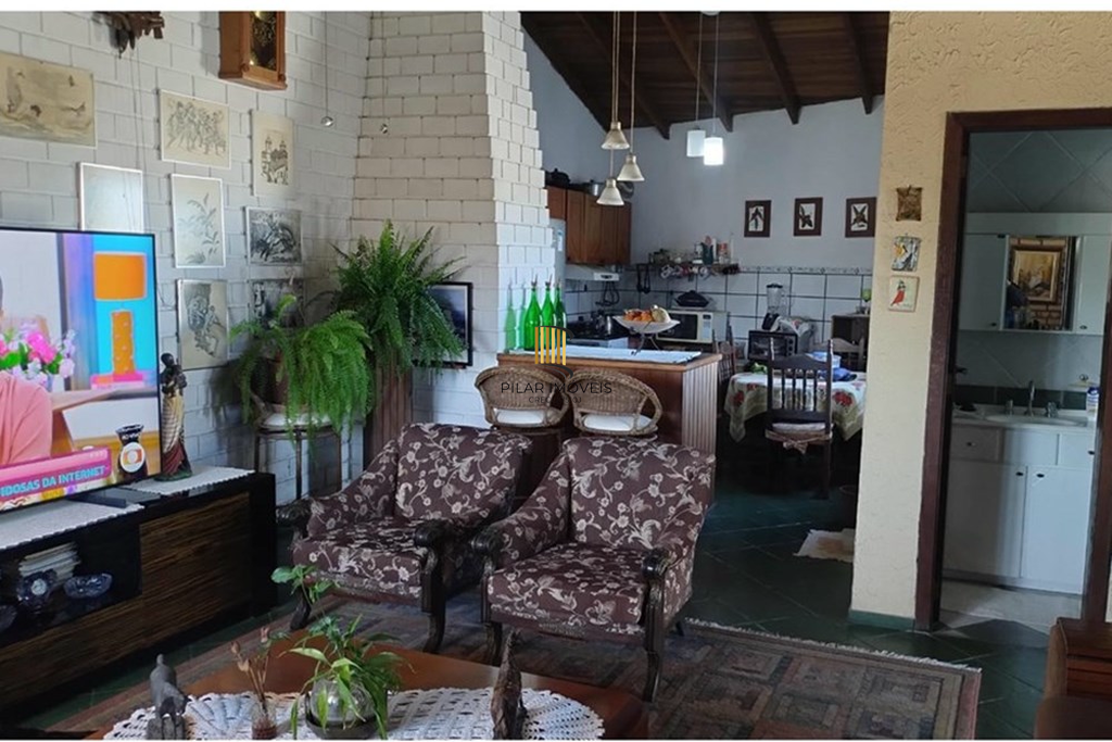 Casa 4 dormitórios no bairro Cristal