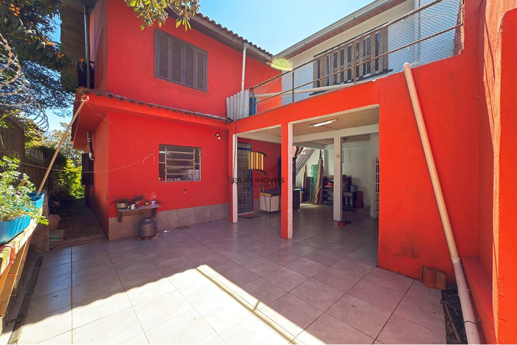 Casa 3 dormitórios no bairro Vila Nova