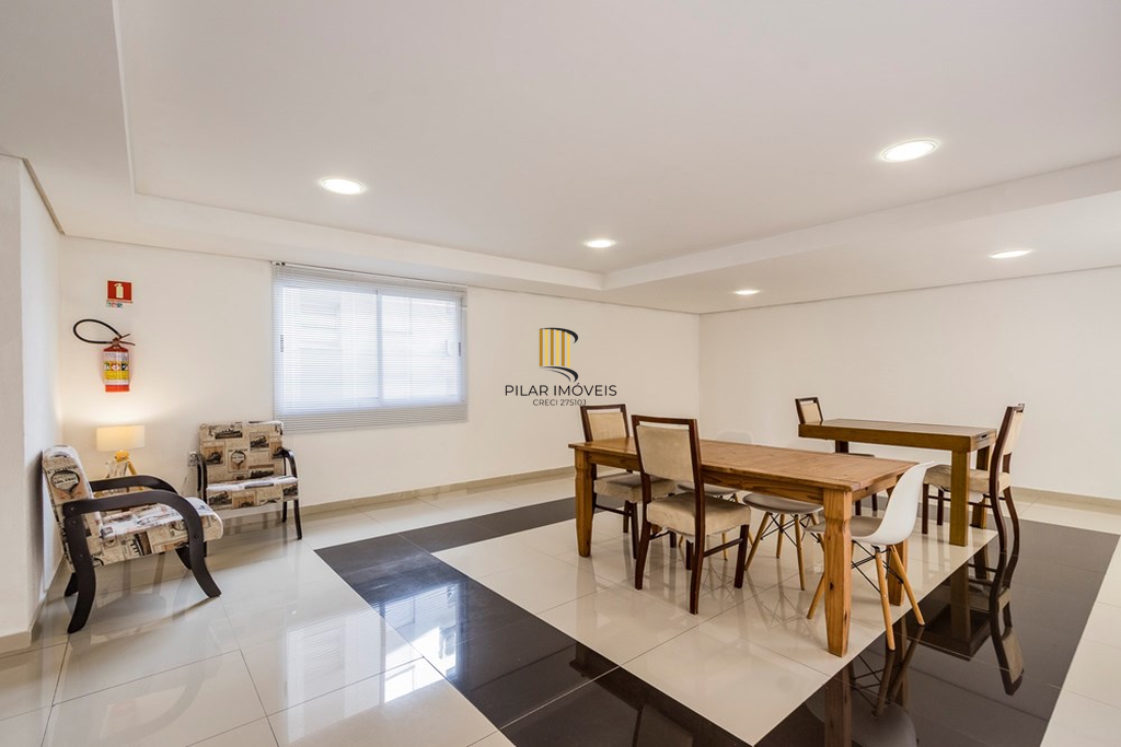 Apartamento 2 dormitórios no bairro Menino Deus