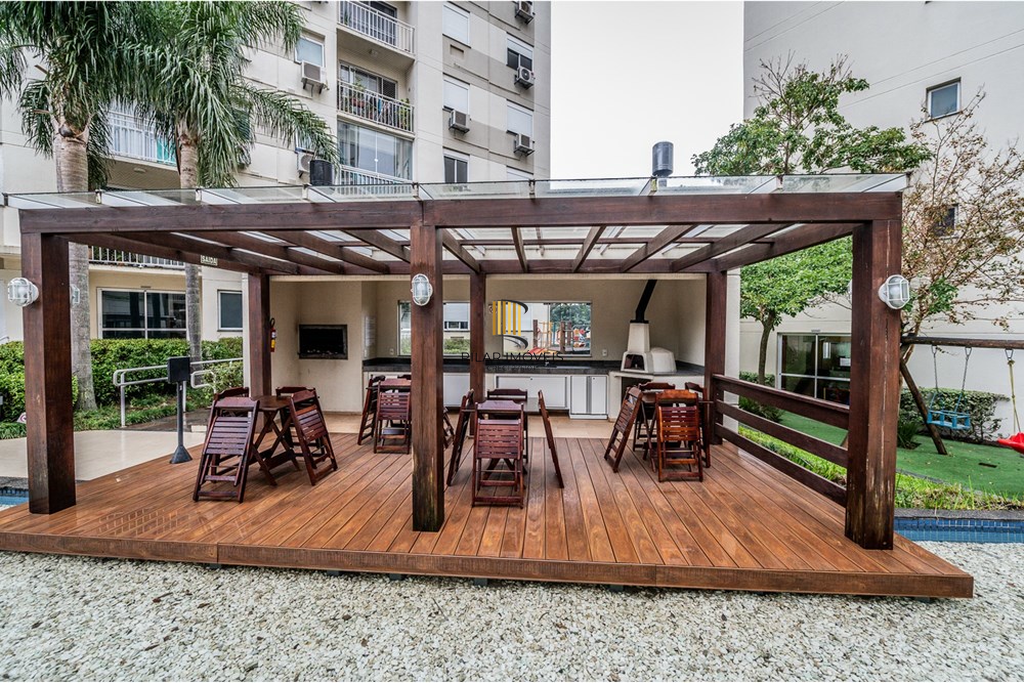 Apartamento 2 dormitórios no bairro Camaquã