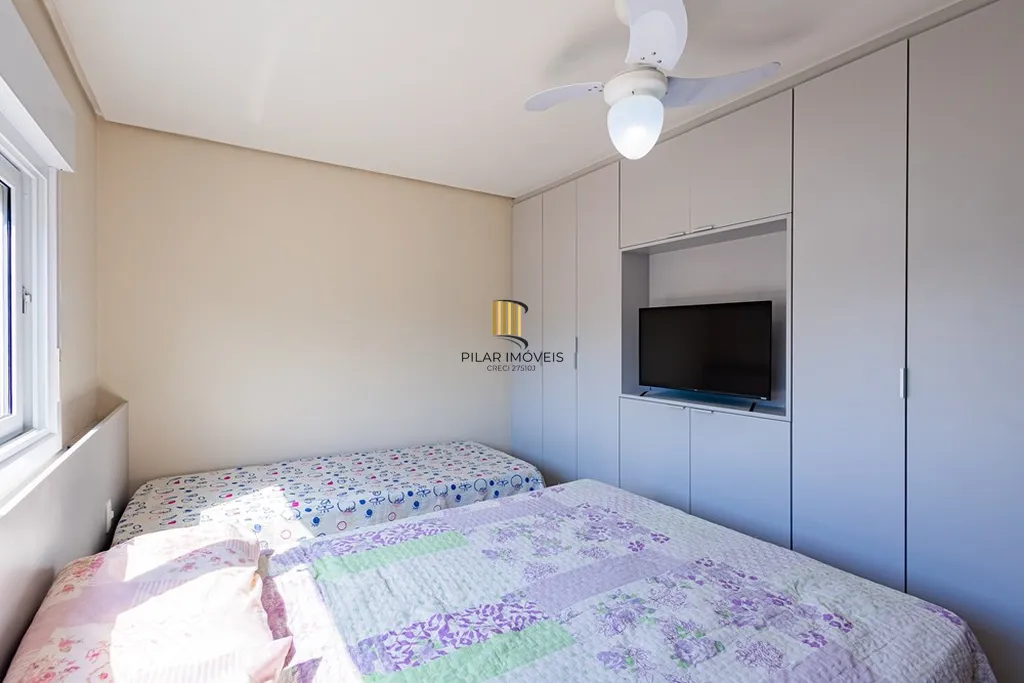 Apartamento 2 dormitórios no bairro Vila Ipiranga