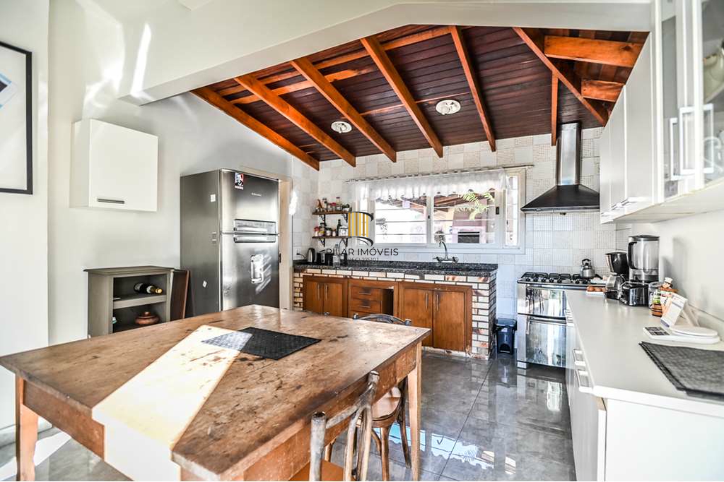 Casa 3 dormitórios no bairro Santa Tereza