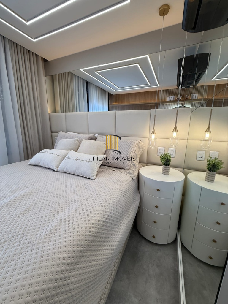 Apartamento 2 dormitórios no bairro Cristal