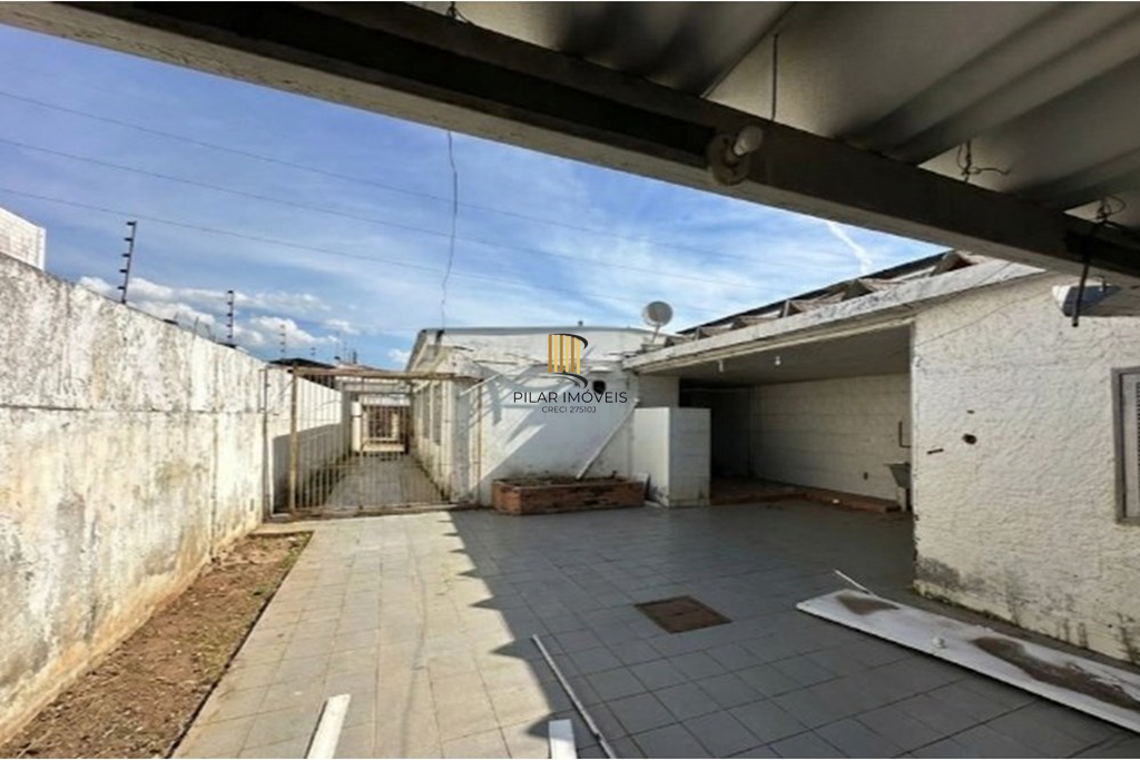 Casa 2 dormitórios no bairro Fátima