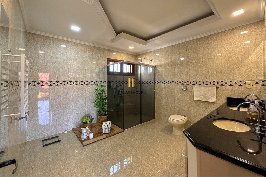 Casa 4 dormitórios no bairro São José