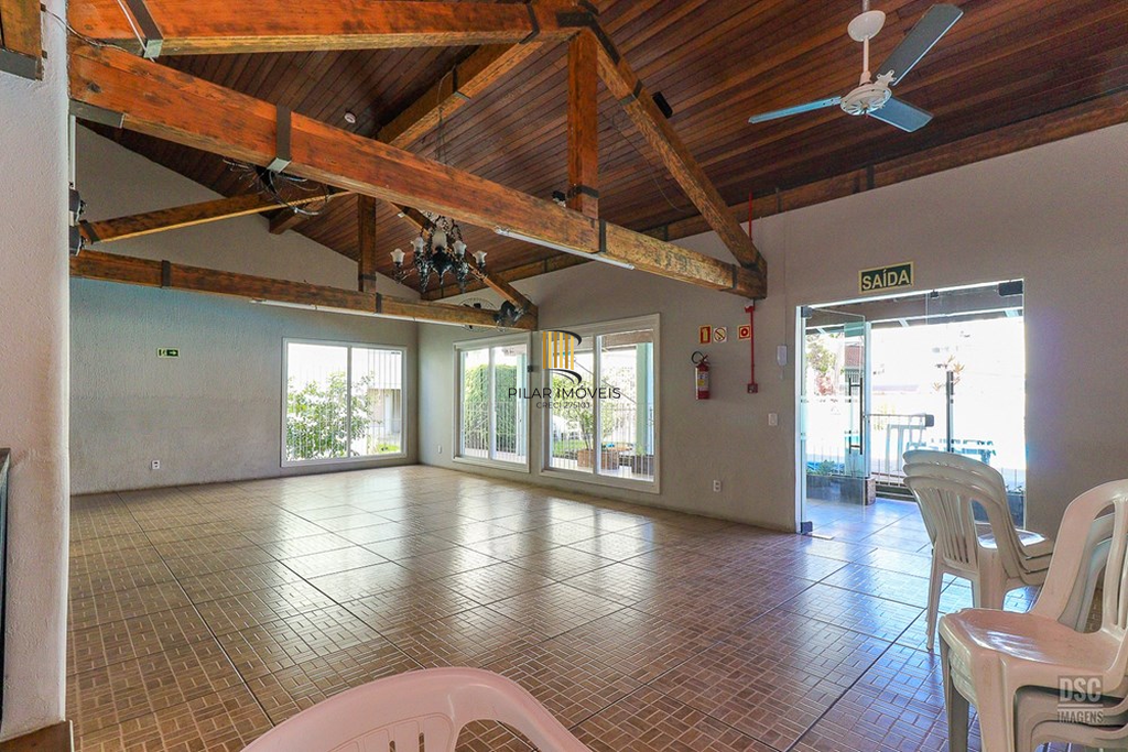 Apartamento 2 dormitórios no bairro Cavalhada