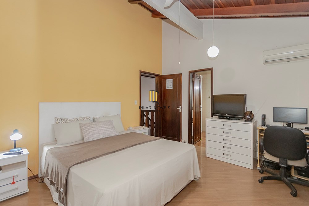 Casa 3 dormitórios no bairro Jardim Itu Sabará