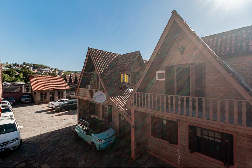 Casa de Condomínio 3 dormitórios no bairro Glória