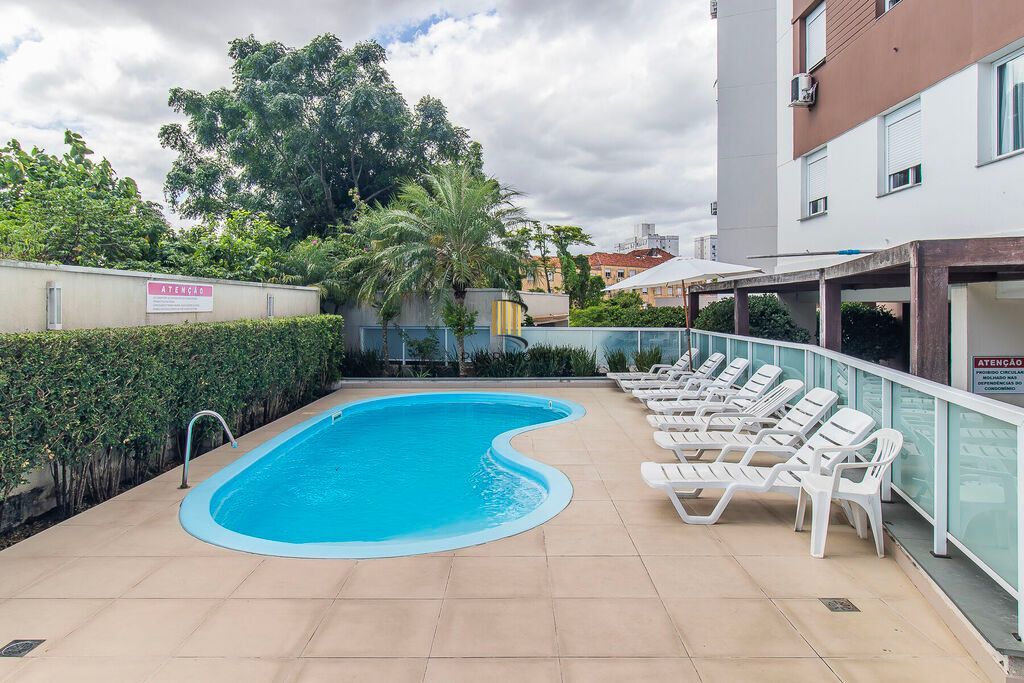 Apartamento 2 dormitórios no bairro Azenha