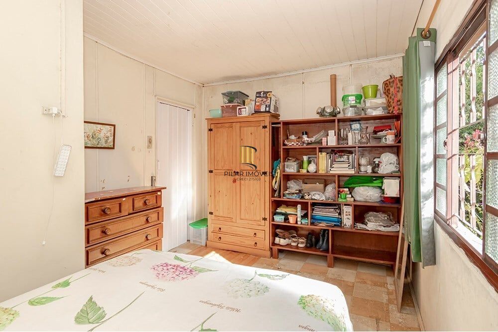 Casa 4 dormitórios no bairro Espírito Santo