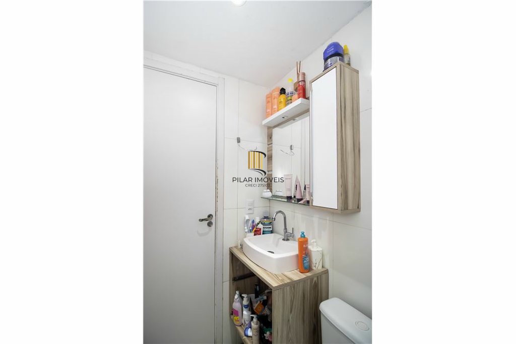 Apartamento 2 dormitórios no bairro Lomba do Pinheiro