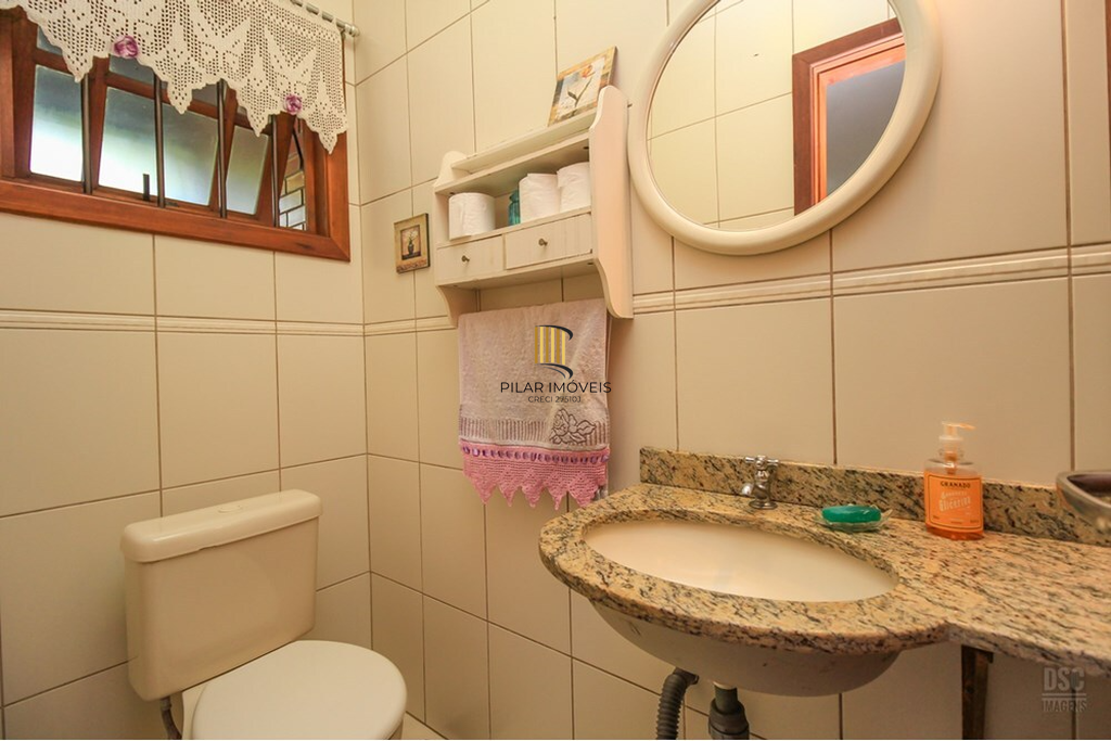 Casa 3 dormitórios no bairro Ipanema