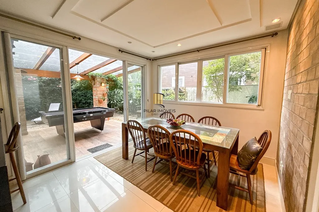 Casa 4 dormitórios no bairro Estância Velha