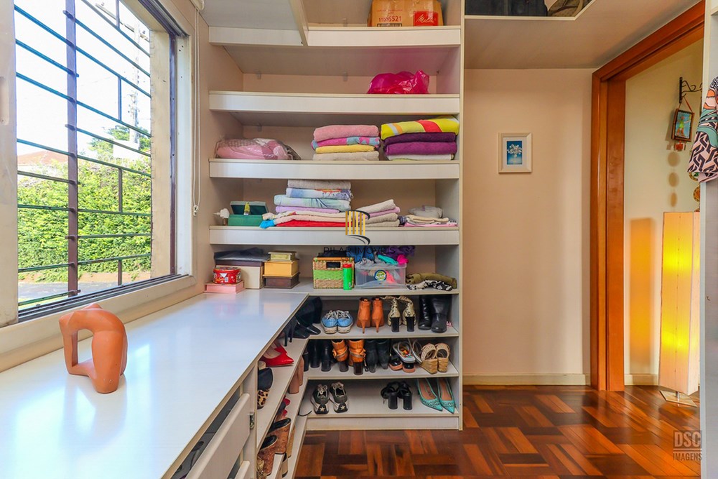 Casa 3 dormitórios no bairro Passo da Areia