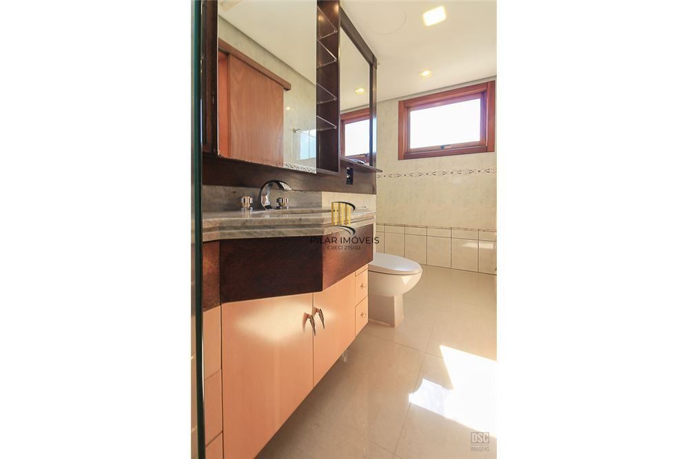 Apartamento 4 dormitórios no bairro Mont Serrat