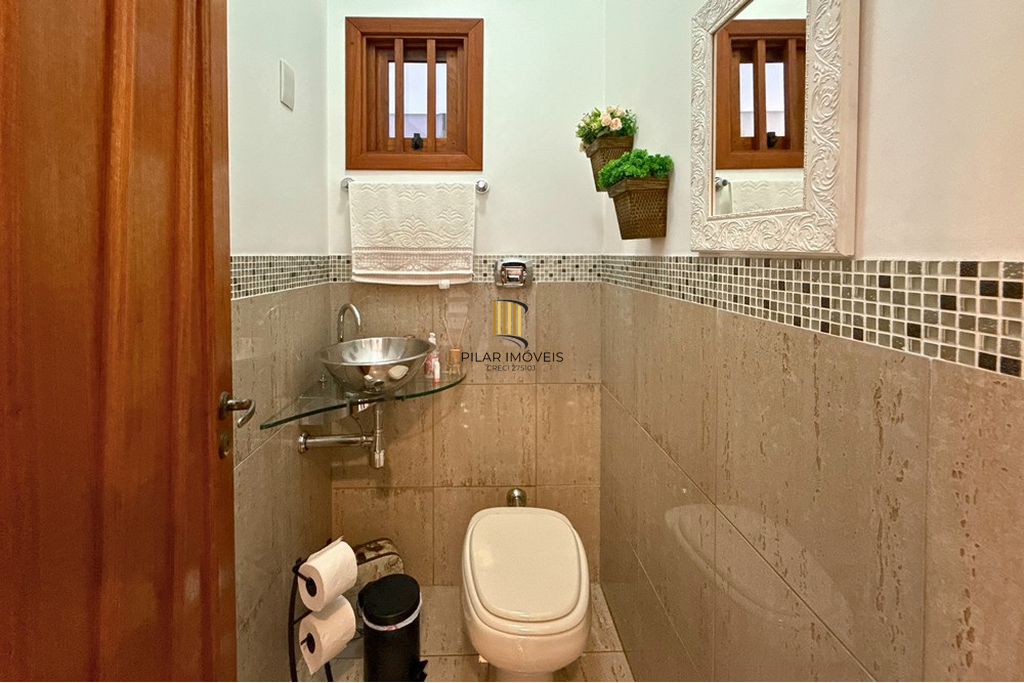 Casa 4 dormitórios no bairro São José